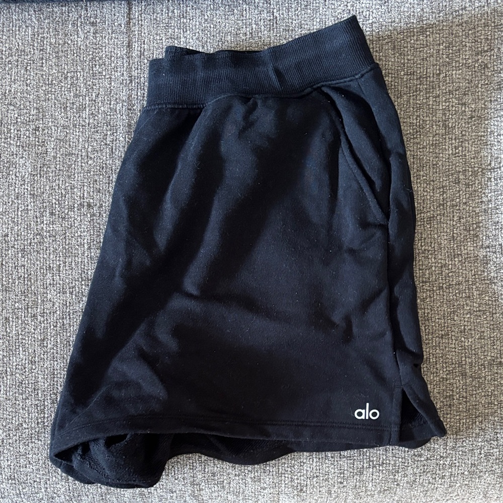 Alo Lowkey Sweat Shorts - Black
